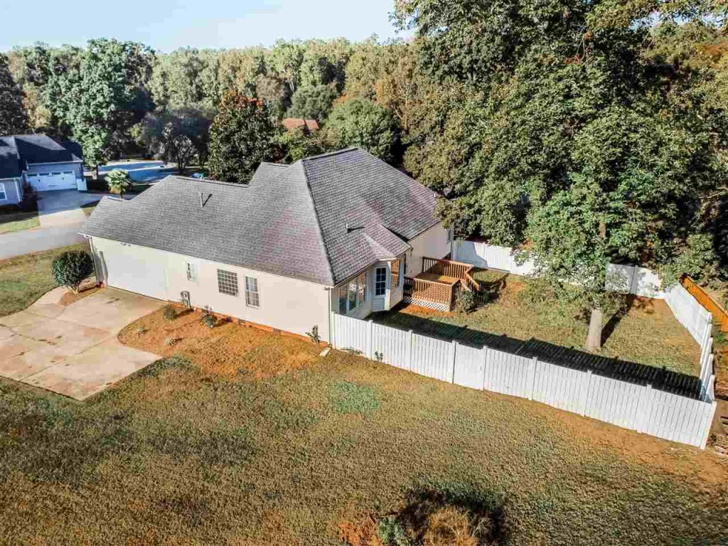 365 Faye Ct  Greer SC 29651