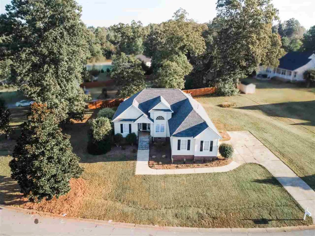 365 Faye Ct  Greer SC 29651