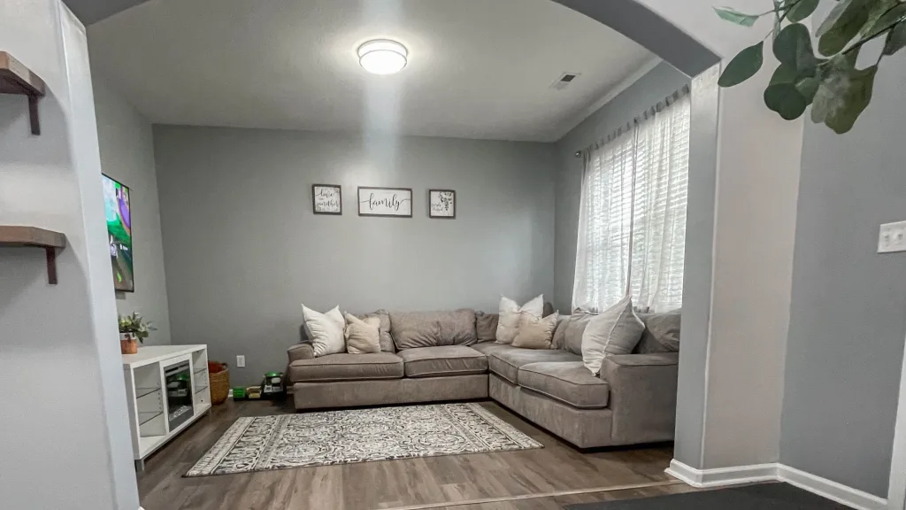 615 Adelaide Dr Spartanburg SC 29301