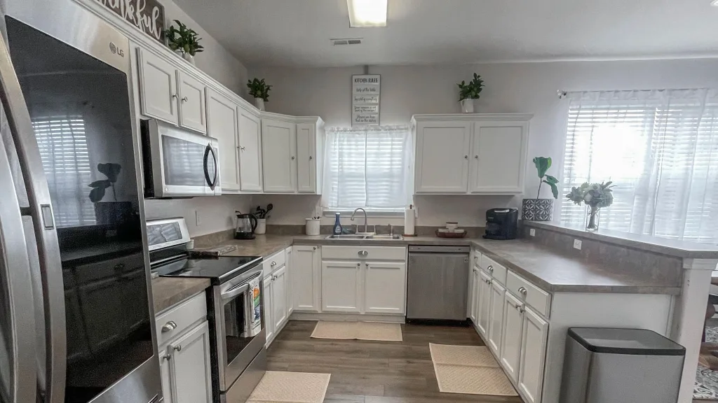 615 Adelaide Dr Spartanburg SC 29301