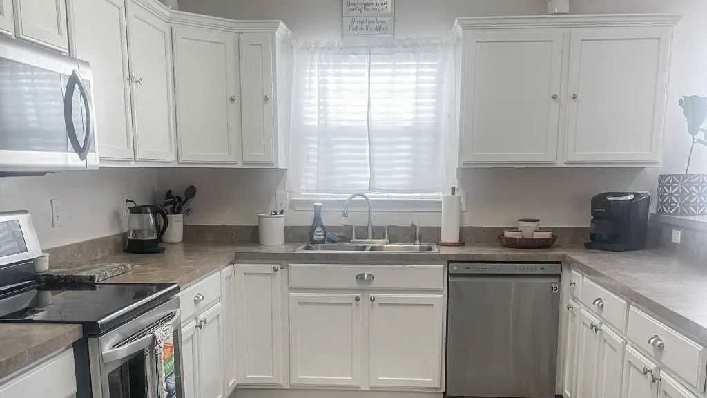 615 Adelaide Dr Spartanburg SC 29301