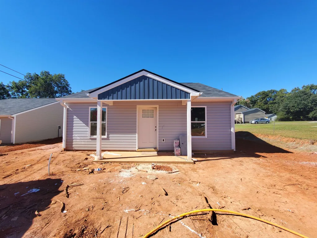 200 Locust St Lyman SC 29365