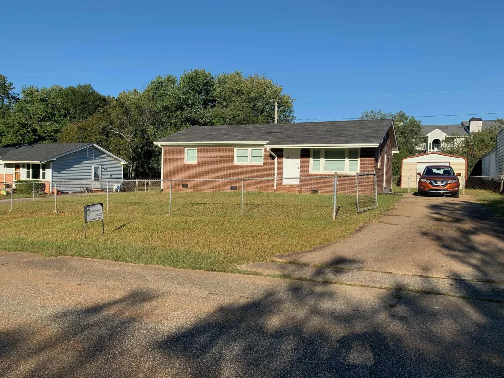 8119 Daniel Court Spartanburg SC 29303