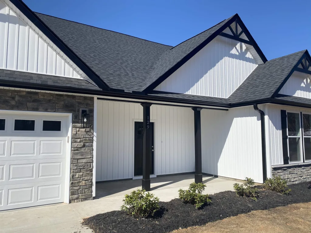 129 James Ave Wellford SC 29385