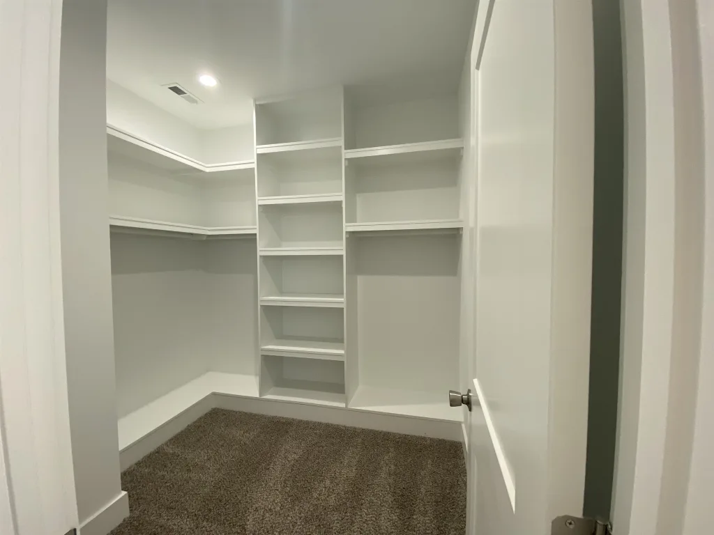 129 James Ave Wellford SC 29385