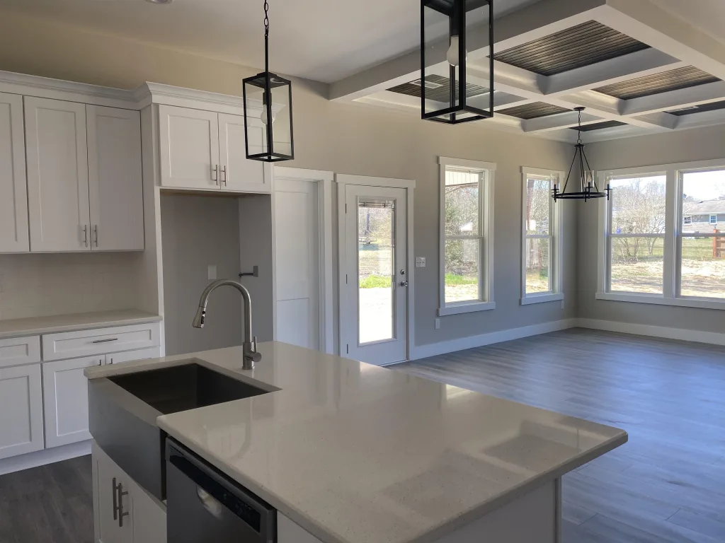 129 James Ave Wellford SC 29385