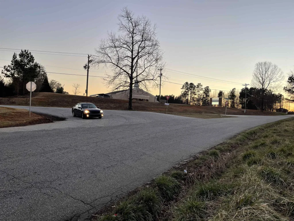 225 Spartanburg Rd  Wellford SC 29385