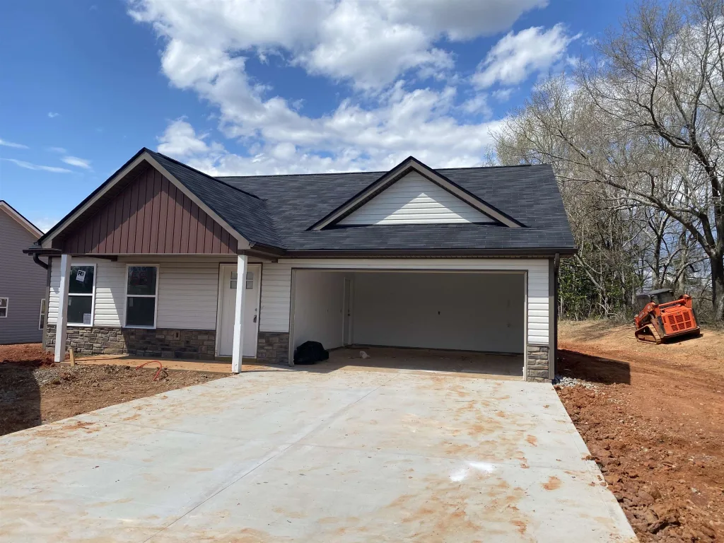551 Iron Bridge Rd  Cowpens SC 29330