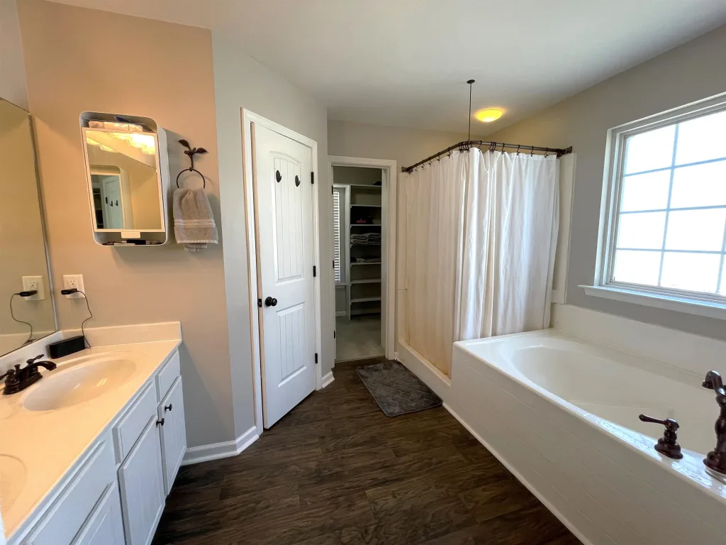 519 Forest Shoals Ln Duncan SC 29334