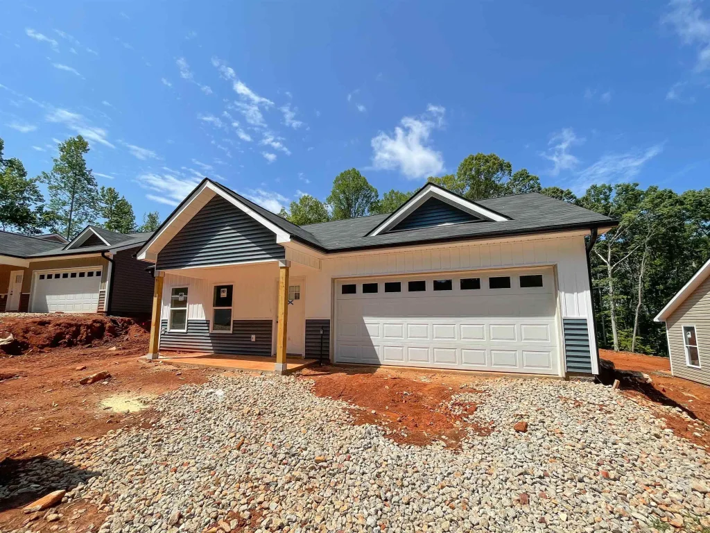 254 Simmons Dr Wellford SC 29385