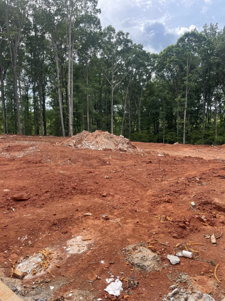 258 Simmons Dr  Wellford SC 29385