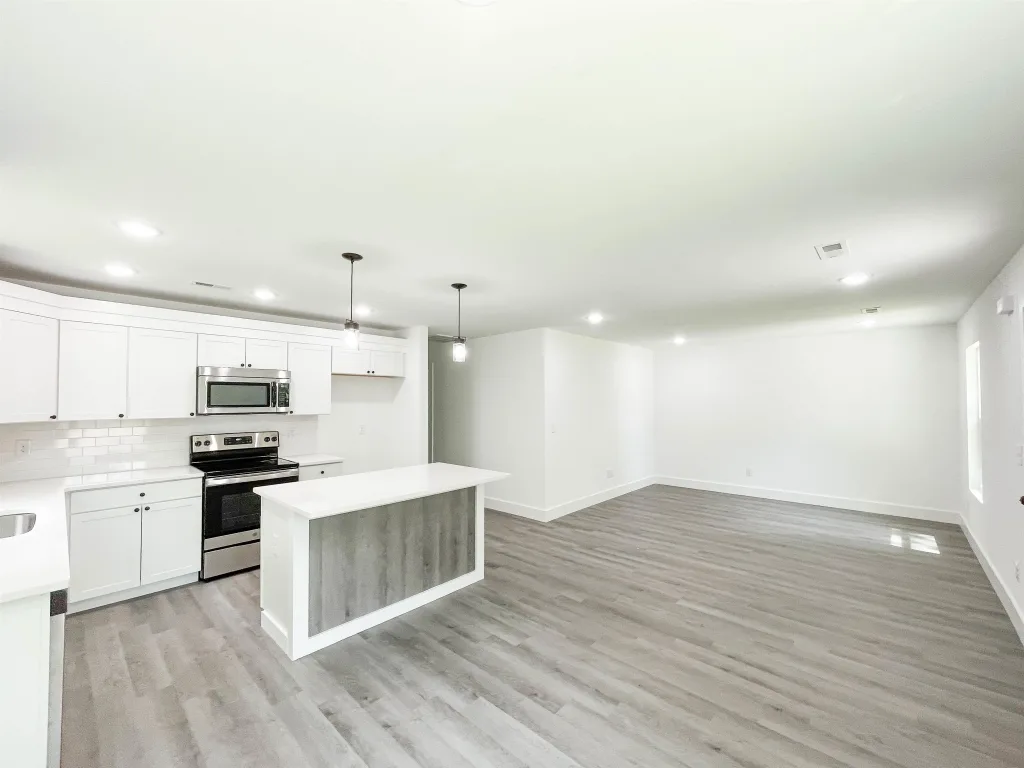 751 Leonard St  Spartanburg SC 29303