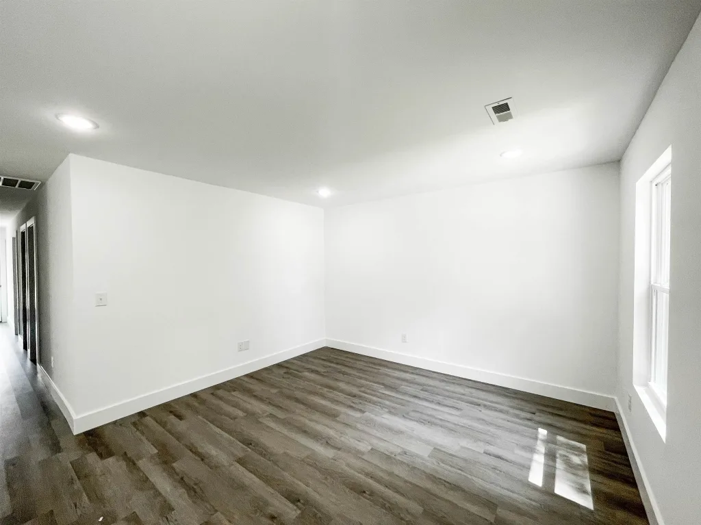 751 Leonard St  Spartanburg SC 29303