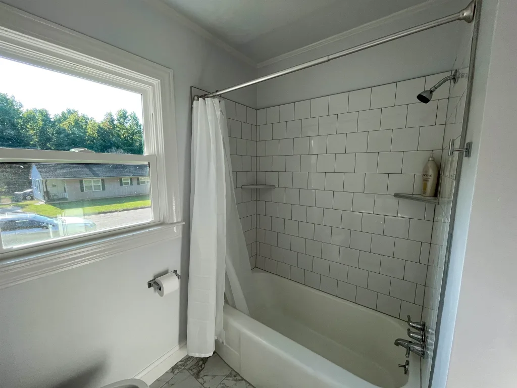 214 Belmarc Dr  Spartanburg SC 29301