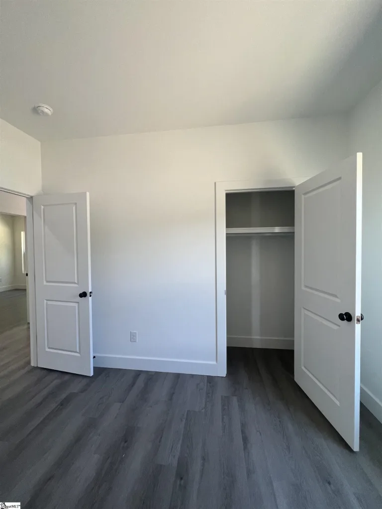 148 Shady Lane Dr Wellford SC 29385