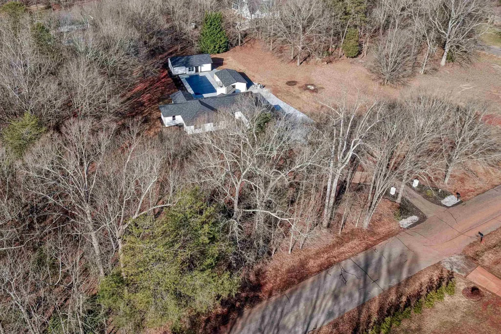 6 Fort Prince CT  Wellford SC 29385