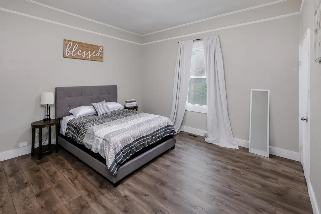 44 Chestnut Street  Startex SC 29377