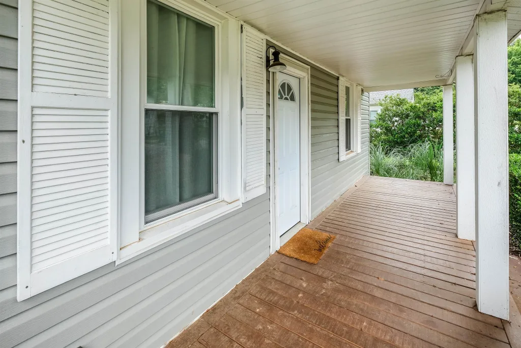 44 Chestnut Street  Startex SC 29377