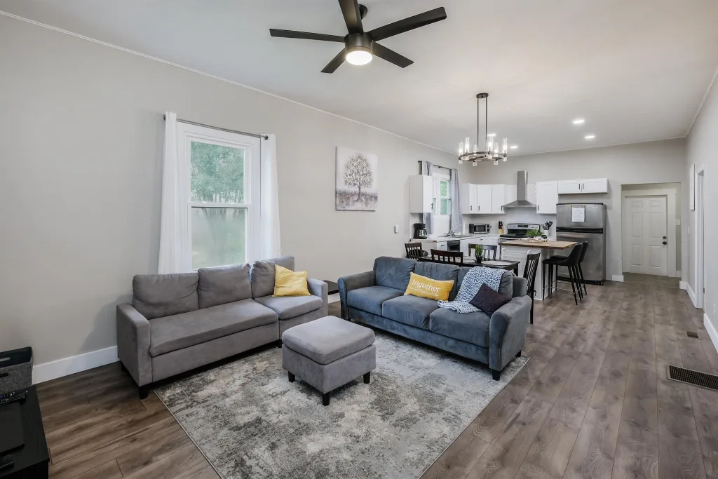 44 Chestnut Street  Startex SC 29377