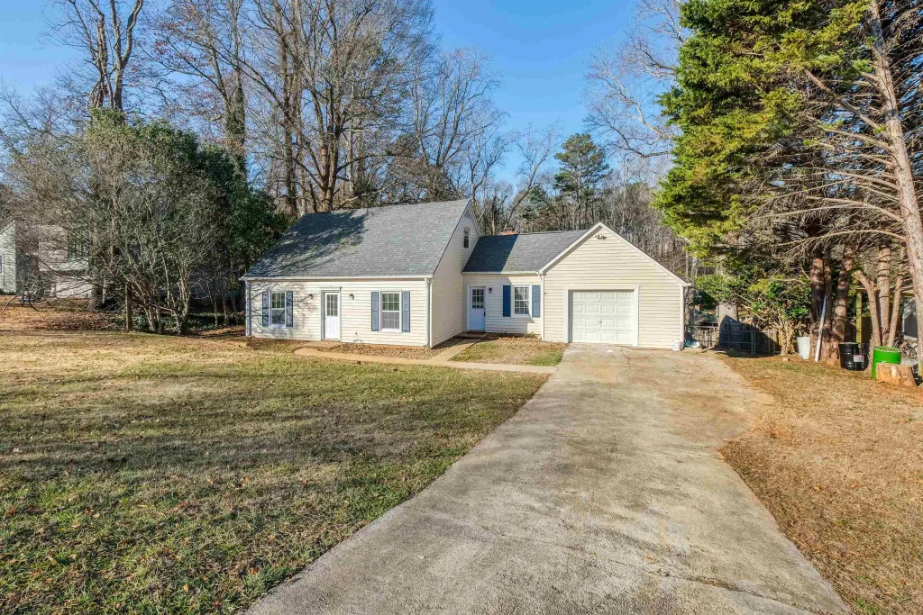 229 River Forest Drive  Boiling Springs SC 29316