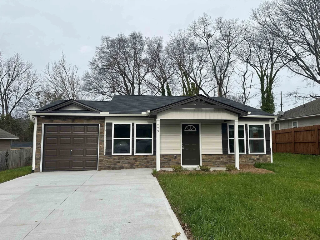 229 Pierpont Avenue Spartanburg SC 29303