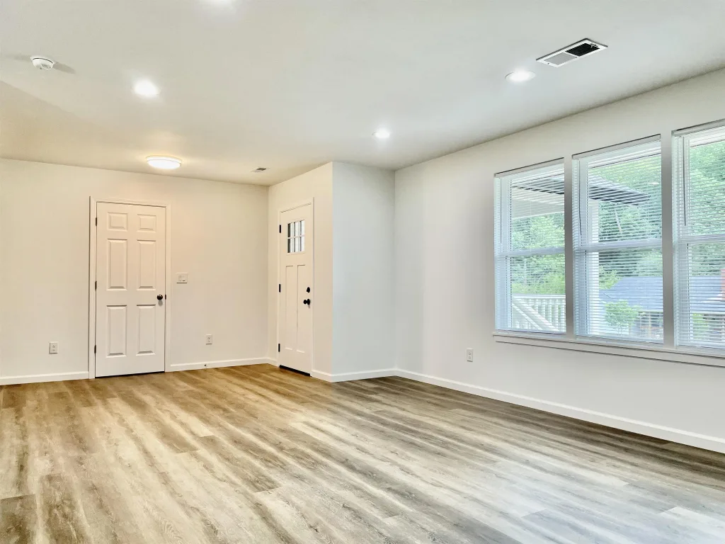 113 Maxine Street  Spartanburg SC 29302