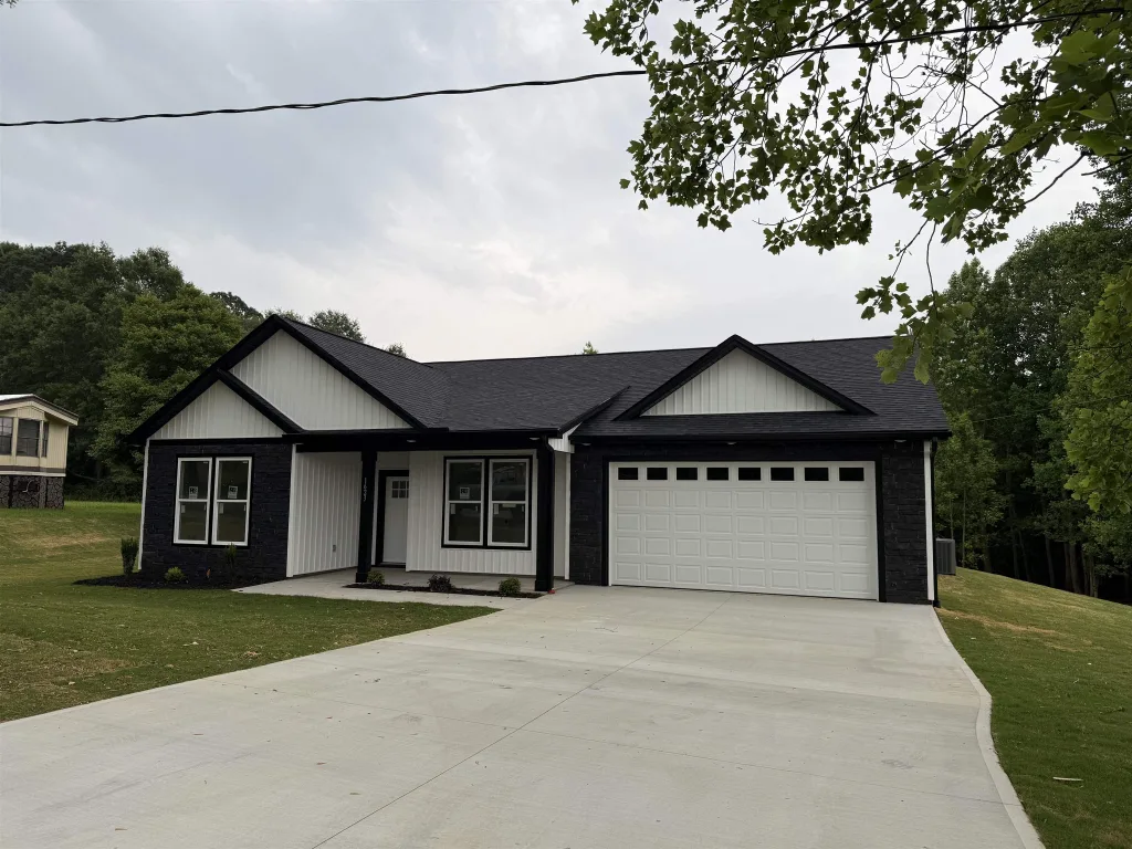 1623 Fairfield Road Chesnee SC 29323
