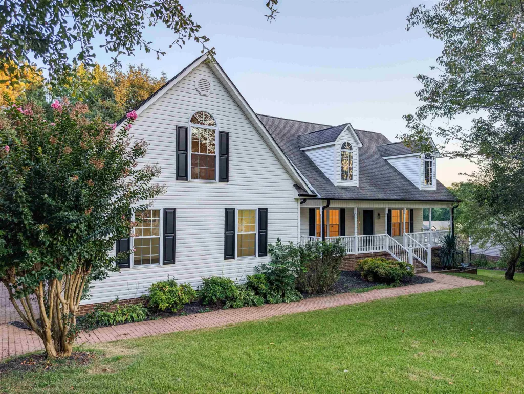 20 Gerru Court  Taylors SC 29687