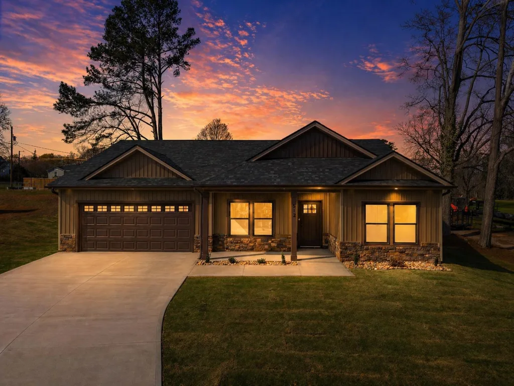 512 E Hayne Street Woodruff SC 29388