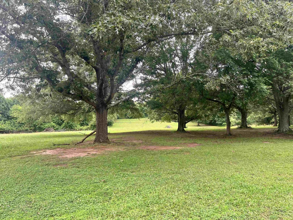 700 E Victor Hill Road  ***  Duncan SC 29334