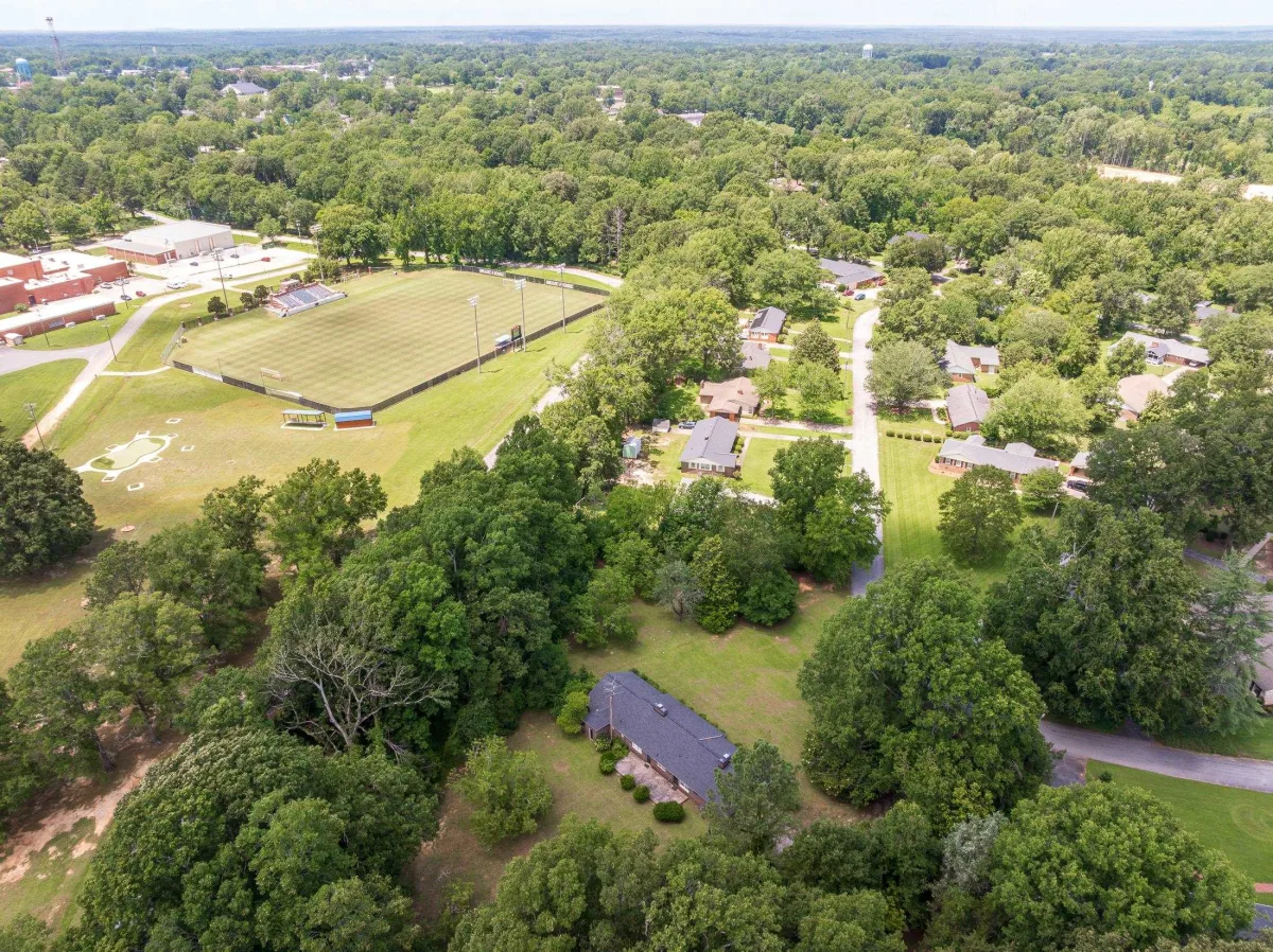 114 York Street  Clinton SC 29325