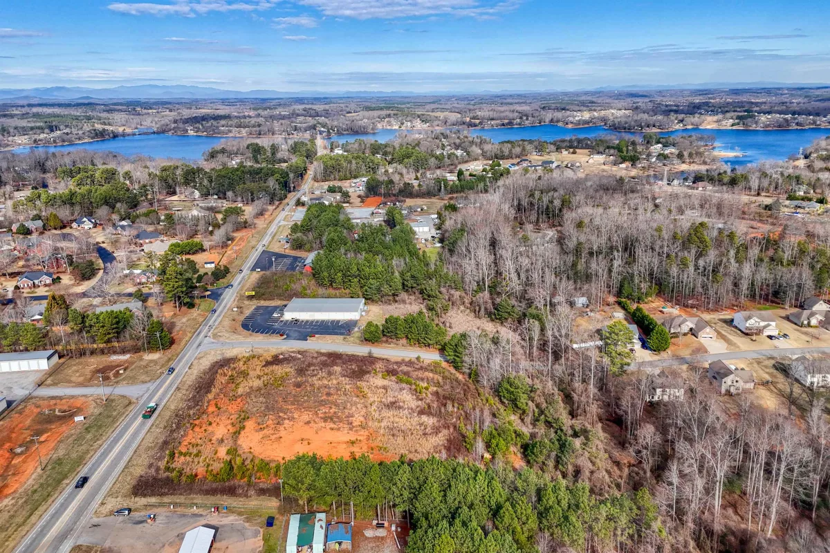 7680 * 7690 Highway 9  ***  Inman SC 29349