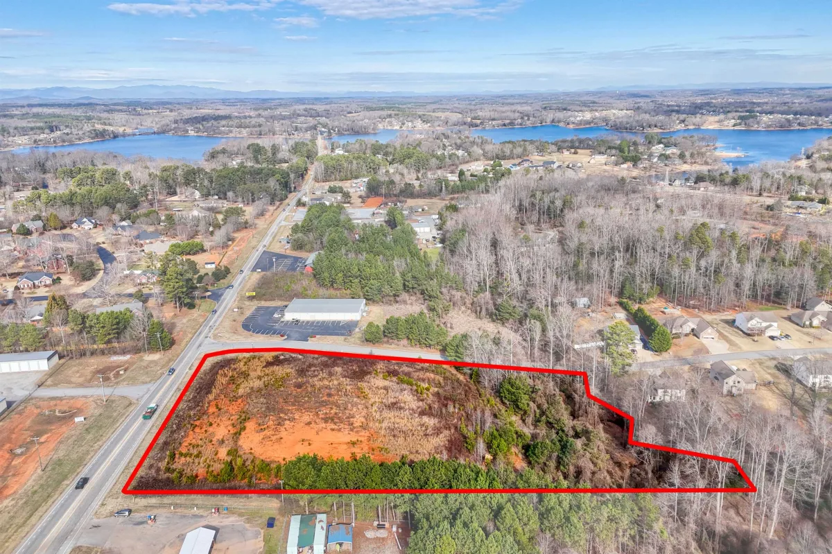 7680 * 7690 Highway 9  ***  Inman SC 29349