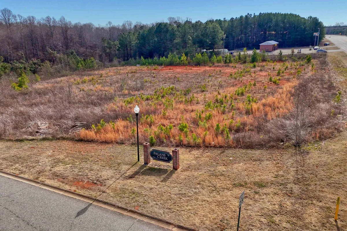 7680 * 7690 Highway 9  ***  Inman SC 29349