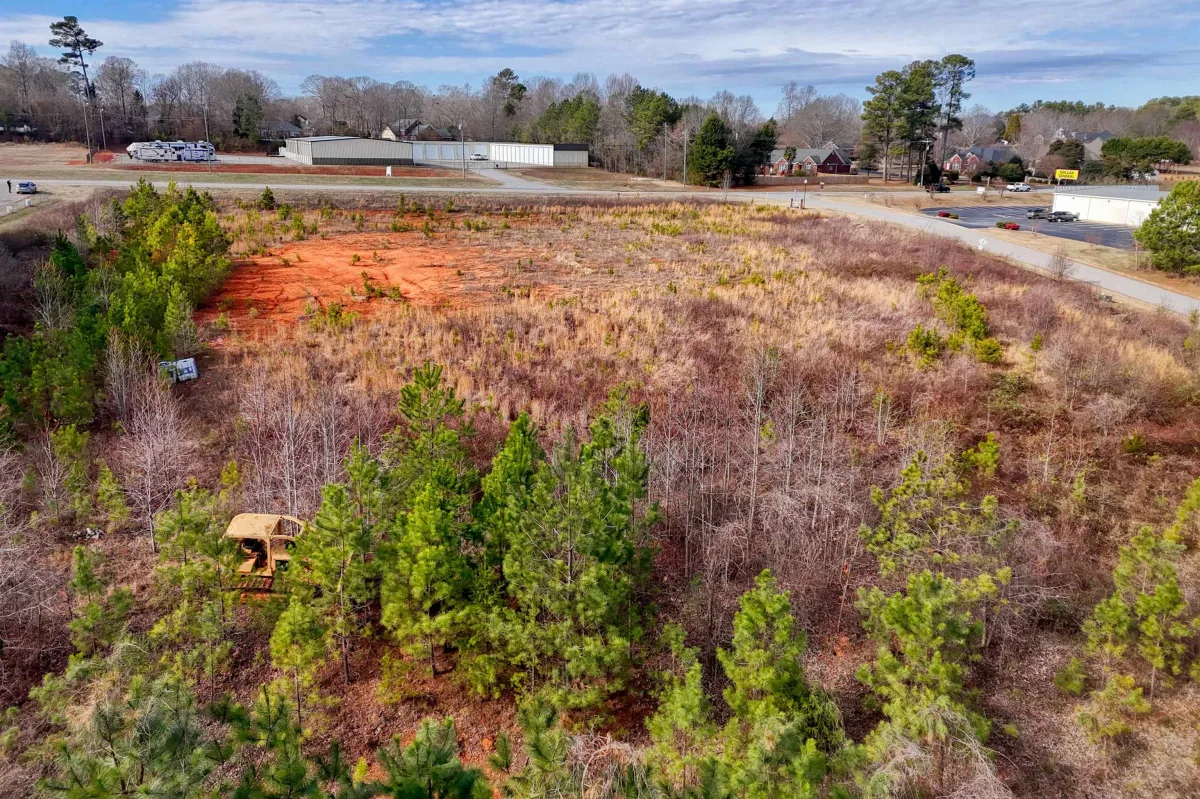 7680 * 7690 Highway 9  ***  Inman SC 29349