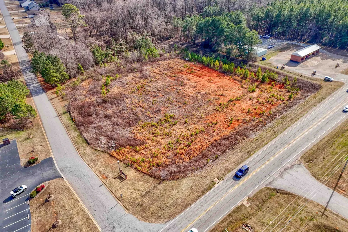 7680 * 7690 Highway 9  ***  Inman SC 29349