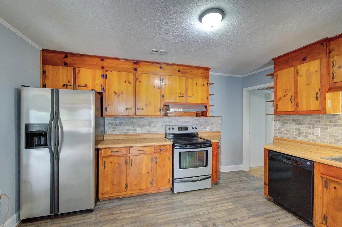 315 Ivydale  Greenville SC 29609