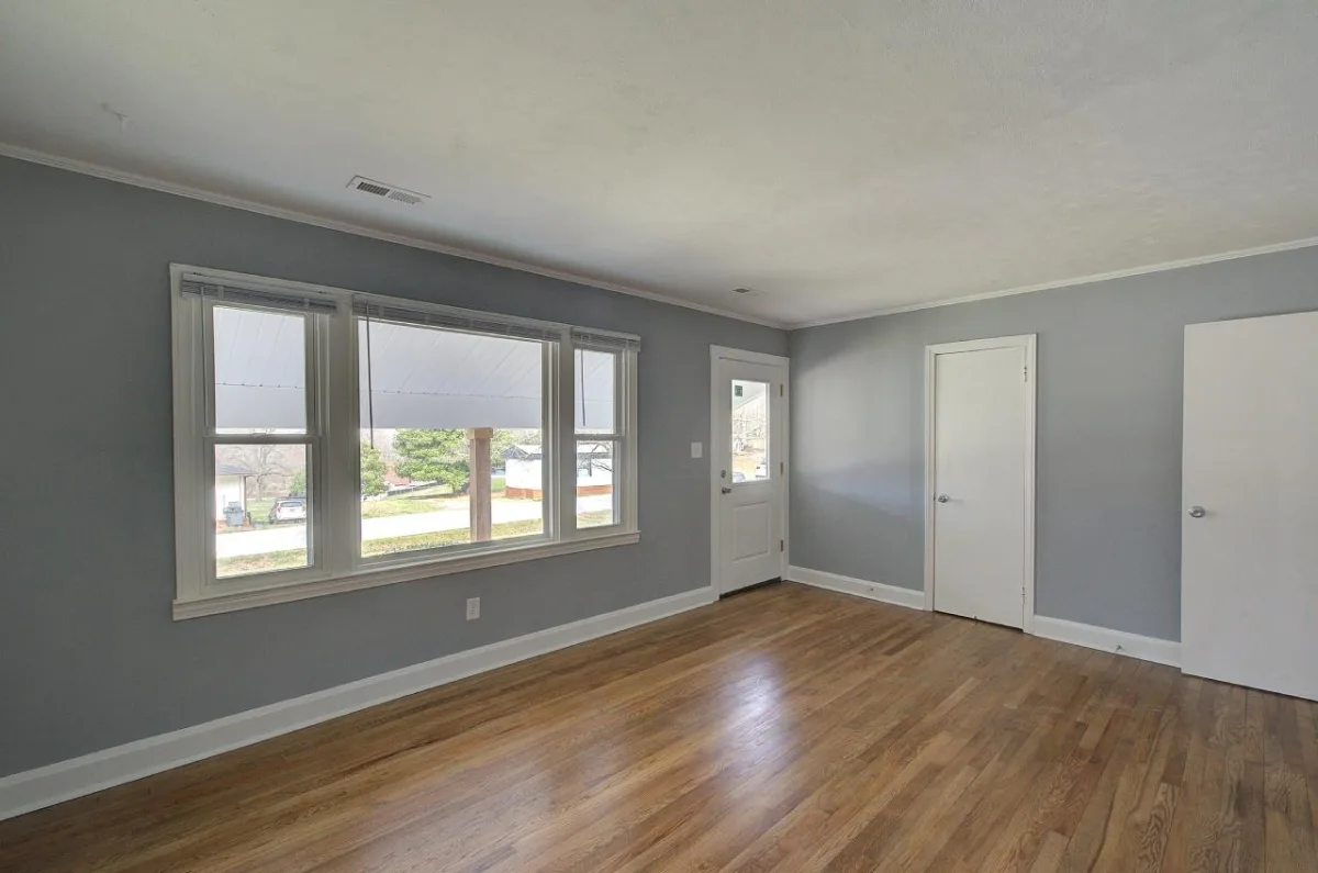 315 Ivydale  Greenville SC 29609