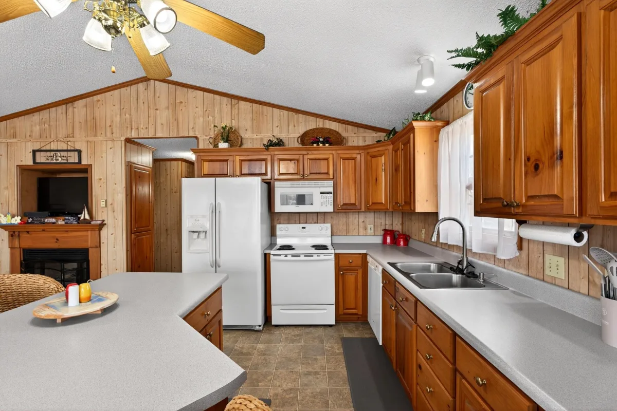 380 Relax Street Waterloo SC 29384
