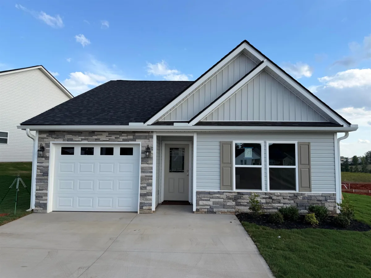 1733 Spruce Knoll Street  Spartanburg SC 29303