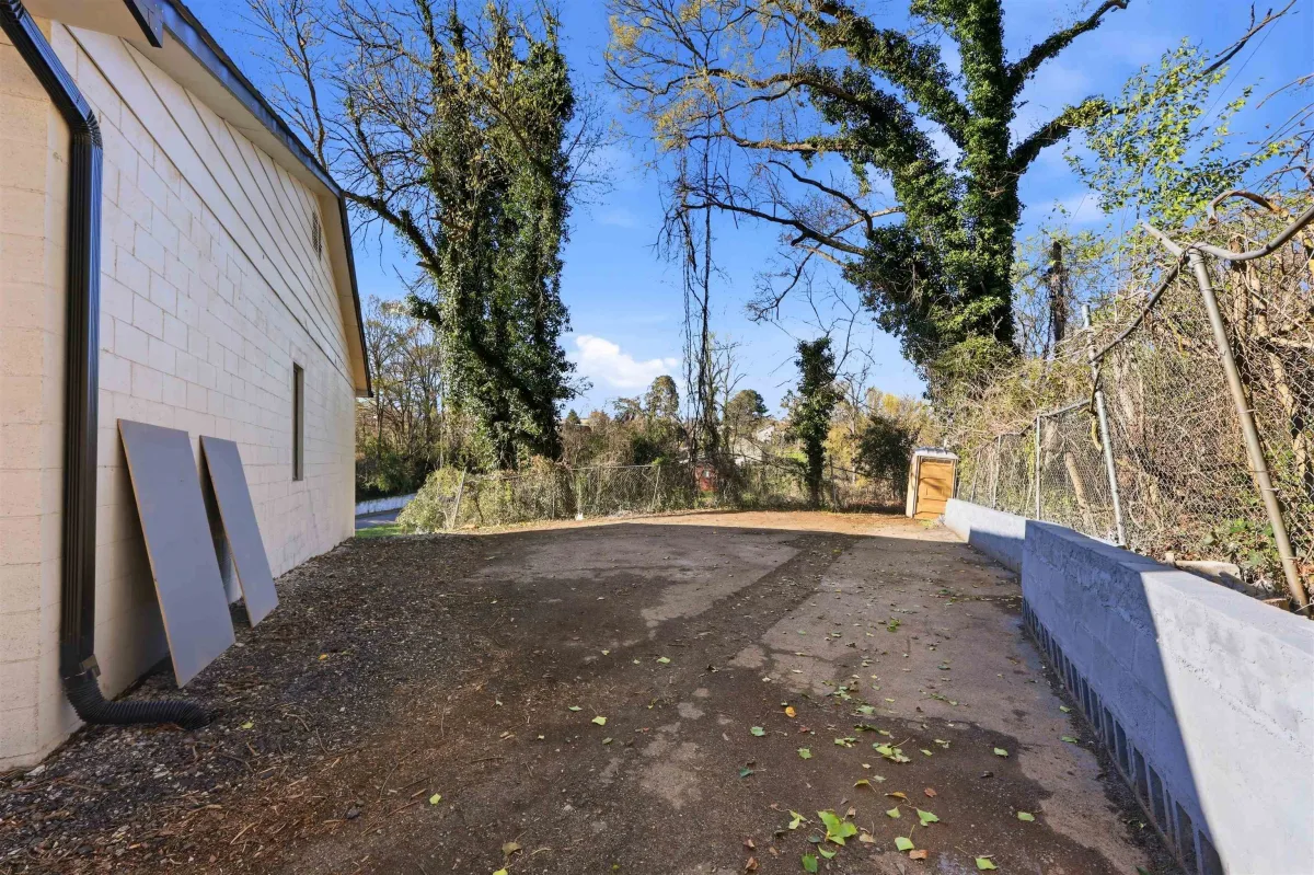 203 Caulder Circle  ***  Spartanburg SC 29306