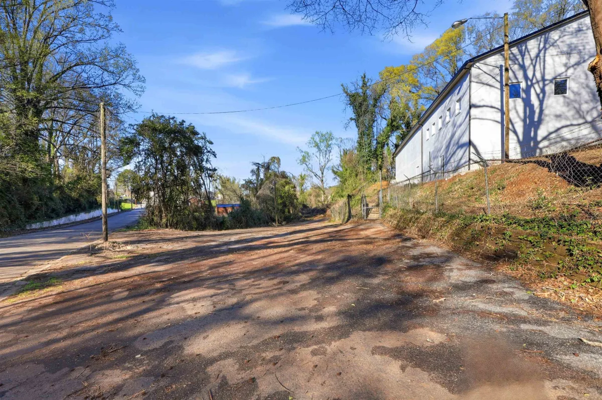 203 Caulder Circle  ***  Spartanburg SC 29306
