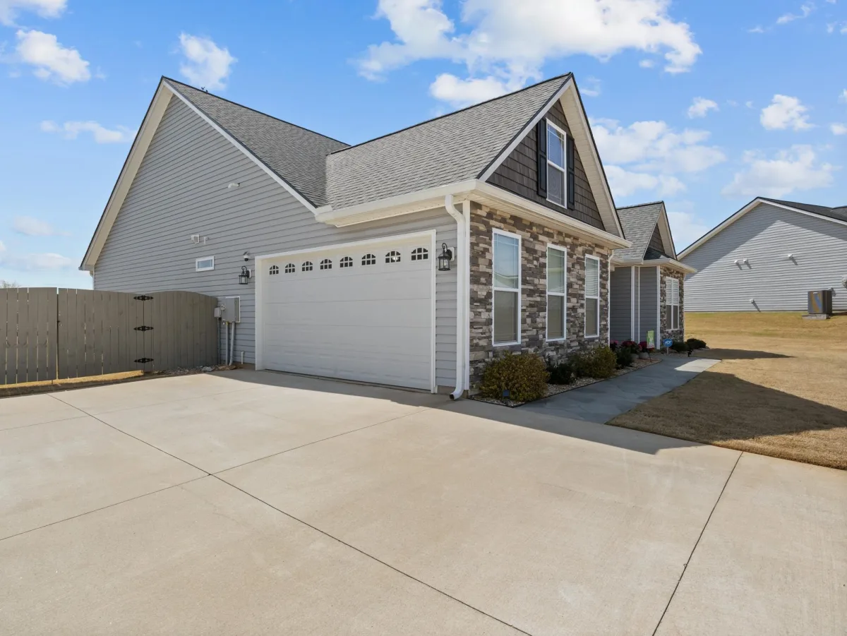 464 Kimbrell Oaks Drive Boiling Springs SC 29316