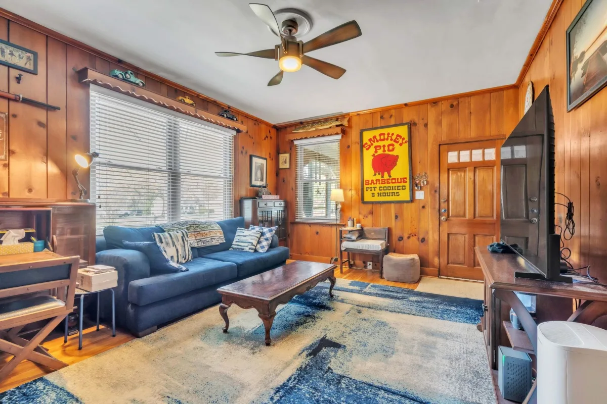 161 E Victoria Road  Spartanburg SC 29301