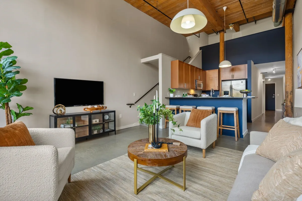 400 Mills Avenue  Unit 408  Greenville SC 29605