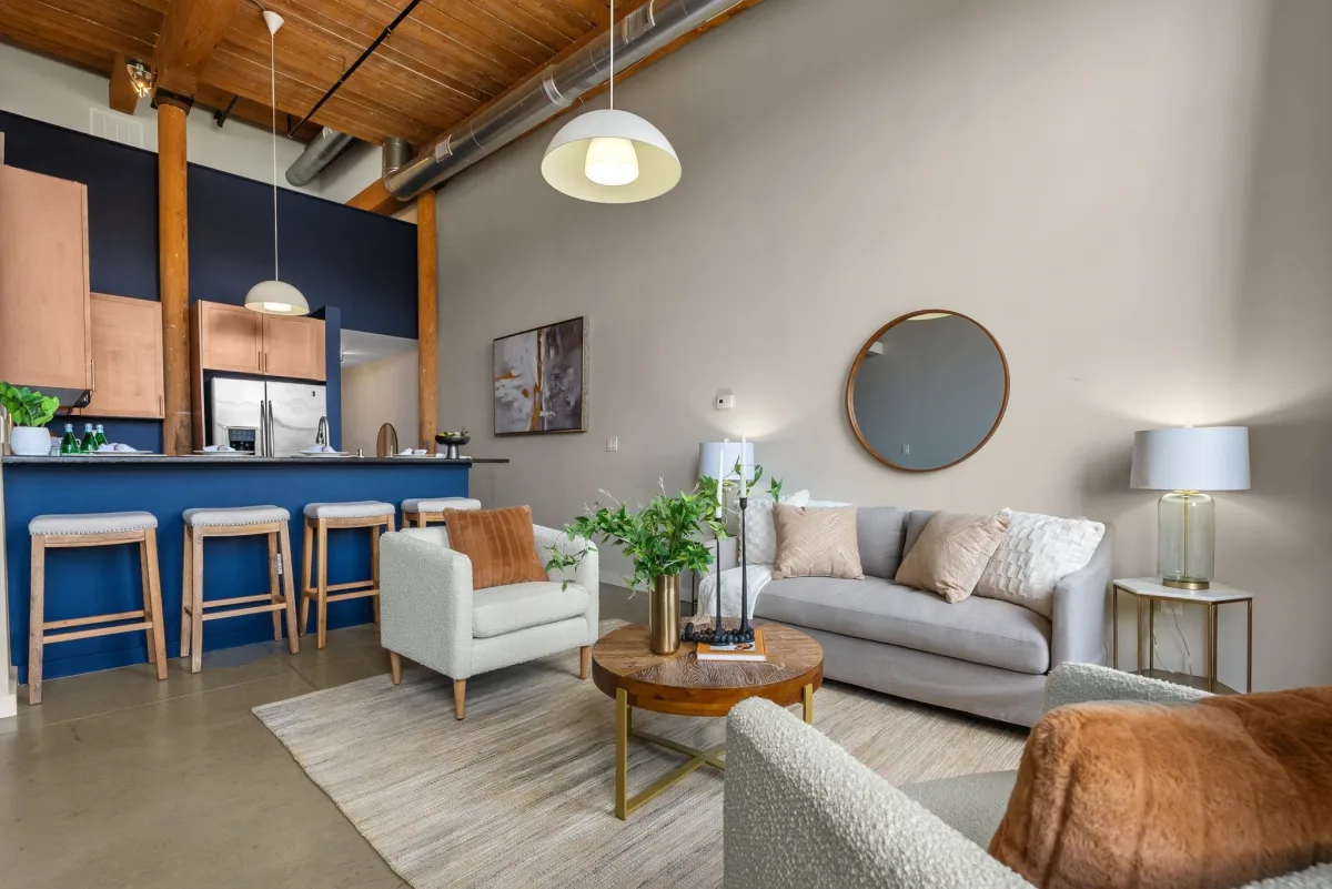 400 Mills Avenue  Unit 408  Greenville SC 29605