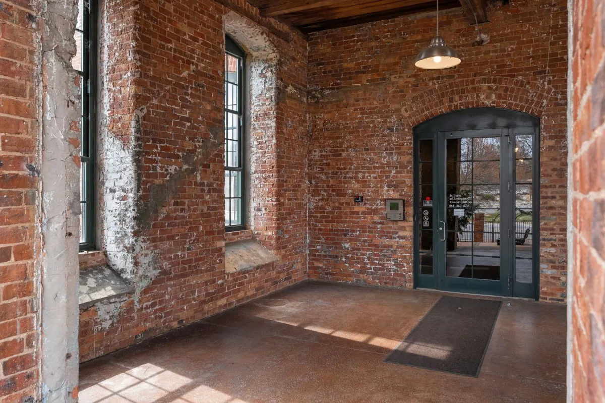 400 Mills Avenue  Unit 408  Greenville SC 29605