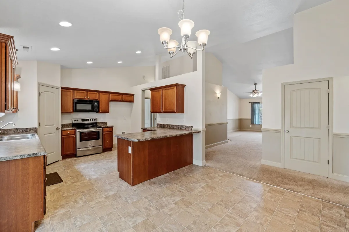 863 Vandenburg Drive Boiling Springs SC 29316