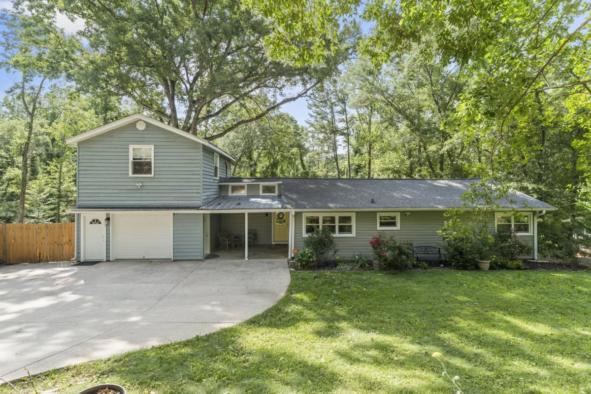 119 W Victoria Road  ***  Spartanburg SC 29301