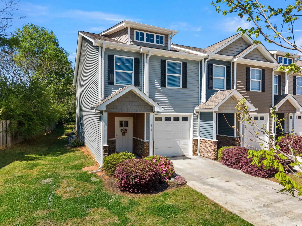 105 Valley Creek Drive Boiling Springs SC 29316
